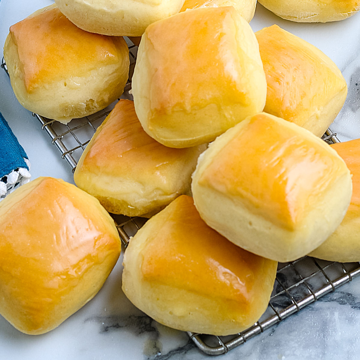 Dinner Yeast Rolls