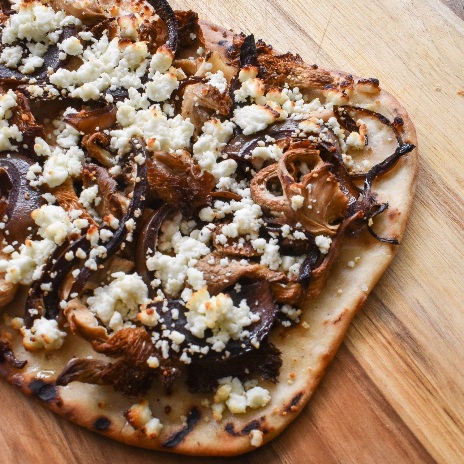 Wood Fired Artisan Flatbread & Salerno Salad Table & Twine