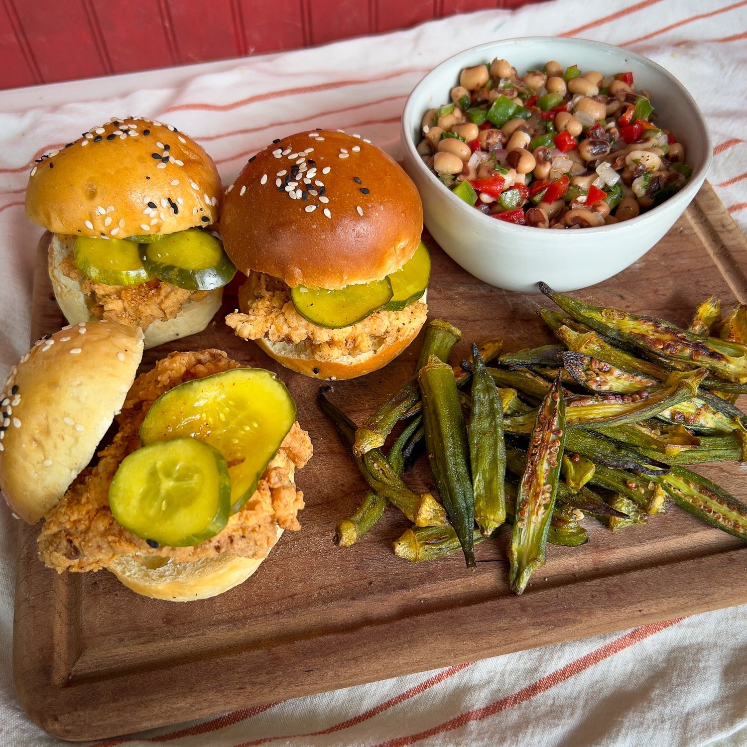 Easy Dinner Kit Nashville Chicken Sliders Table & Twine